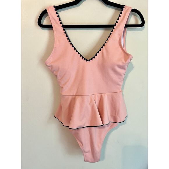 Cupshe One Piece Swimsuit Size S Pink Black Trim Ruffle New With Tags - Picture 5 of 16
